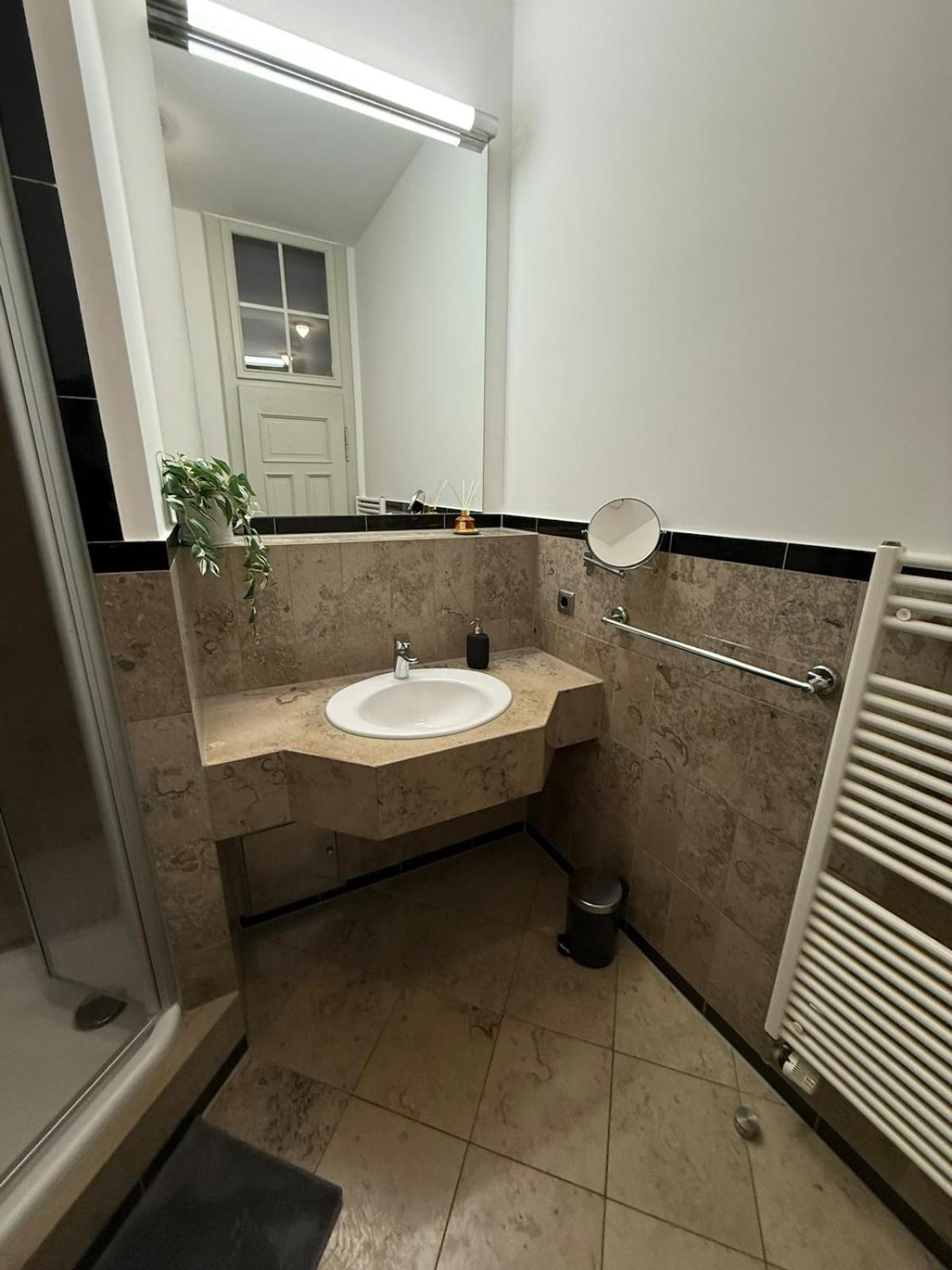 Waldstr 1 Apartment *